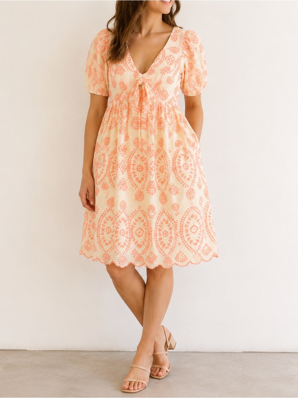 Size 8 Coral Embroidered Eyelet Puff Sleeve Dress